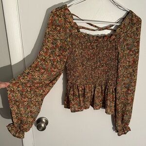MINE Bell Sleeve Flowy Crop Top